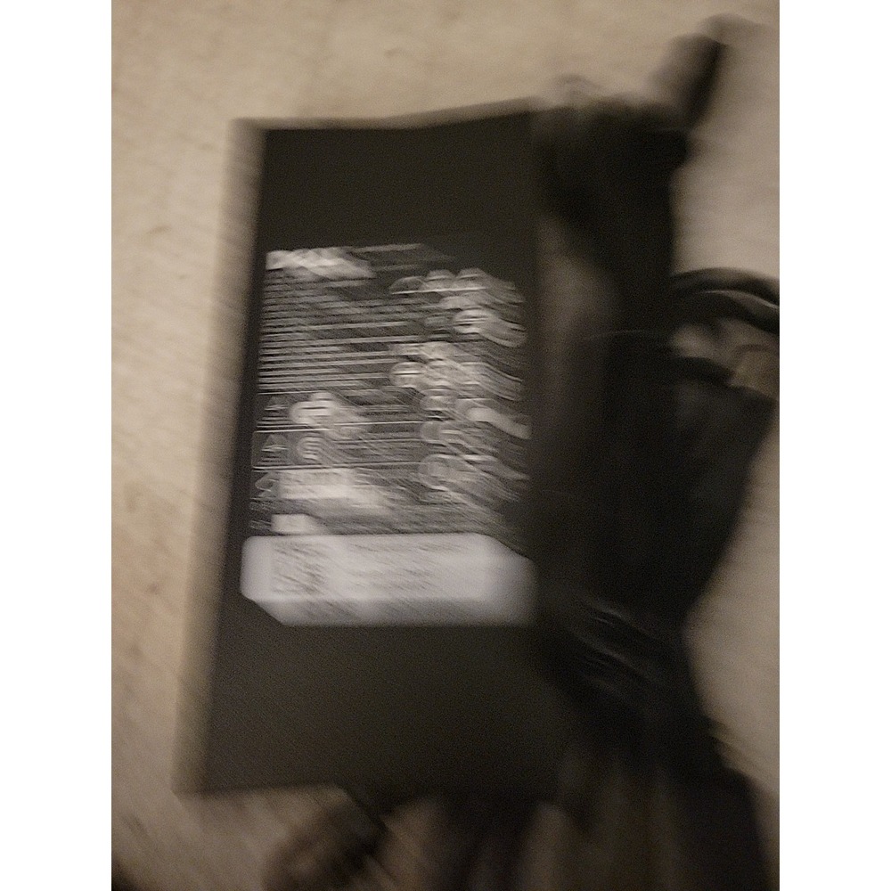 Dell 130 Watt AC Adapter 19.5V-6.7A 0JU012 JU012 DA130PE1-00 Precision Latitude,
